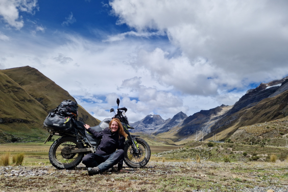 dokter faye is weer thuis na haar motorreis door zuid amerika